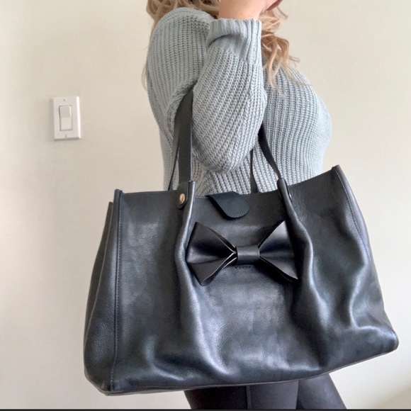 RED Valentino Navy Leather Bow Shoulder Bag - Vintage - Picture 5 of 9